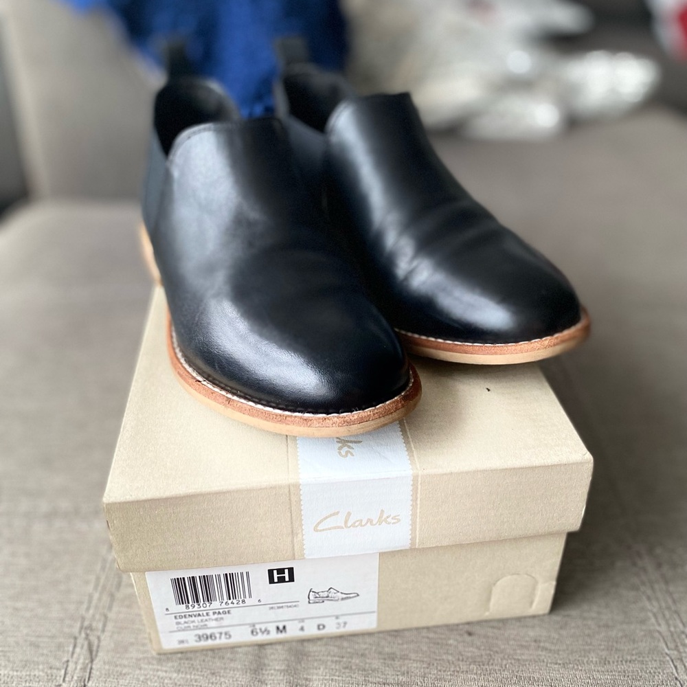 Clarks Edenvale Page Black Leather Shoes